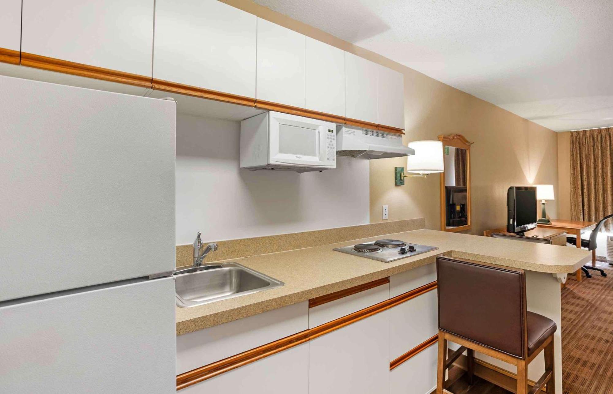 Extended Stay America Suites - Philadelphia - Horsham - Dresher Rd Экстерьер фото